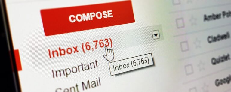 איך אתה יכול לדעת אם הודעות נקראו ב-Gmail?